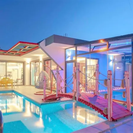 Modern With Private Pool And Jacuzzi In Kas Uzumlu (Mediterranean)